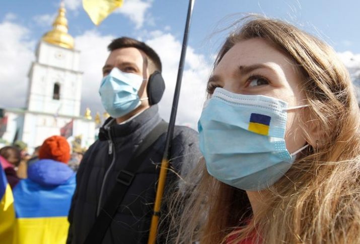 Ukraynada son sutkada koronavirusa yoluxma hallarında yeni antirekord qeydə alınıb