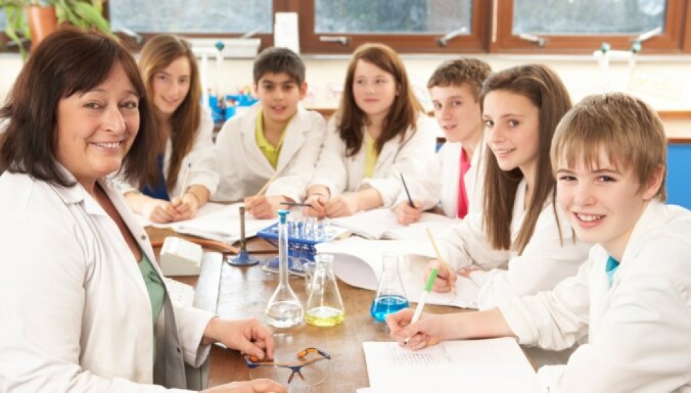 Latviya məktəblərində təmassız termokameralar quraşdırılacaq