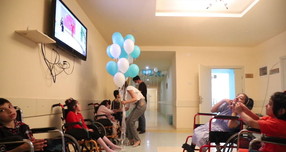 Respublika Diaqnostika Mərkəzi uşaq evində xeyriyyə aksiyası həyata keçirdi