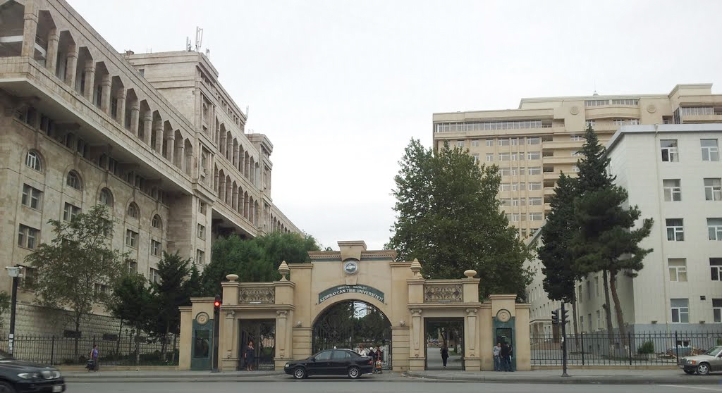 Tibb Universitetinin tələbələri təhsil haqqından azad edilsin - TƏKLİF  