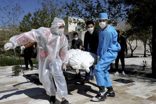 Sutka ərzində İranda koronavirusdan 132 nəfər ölüb