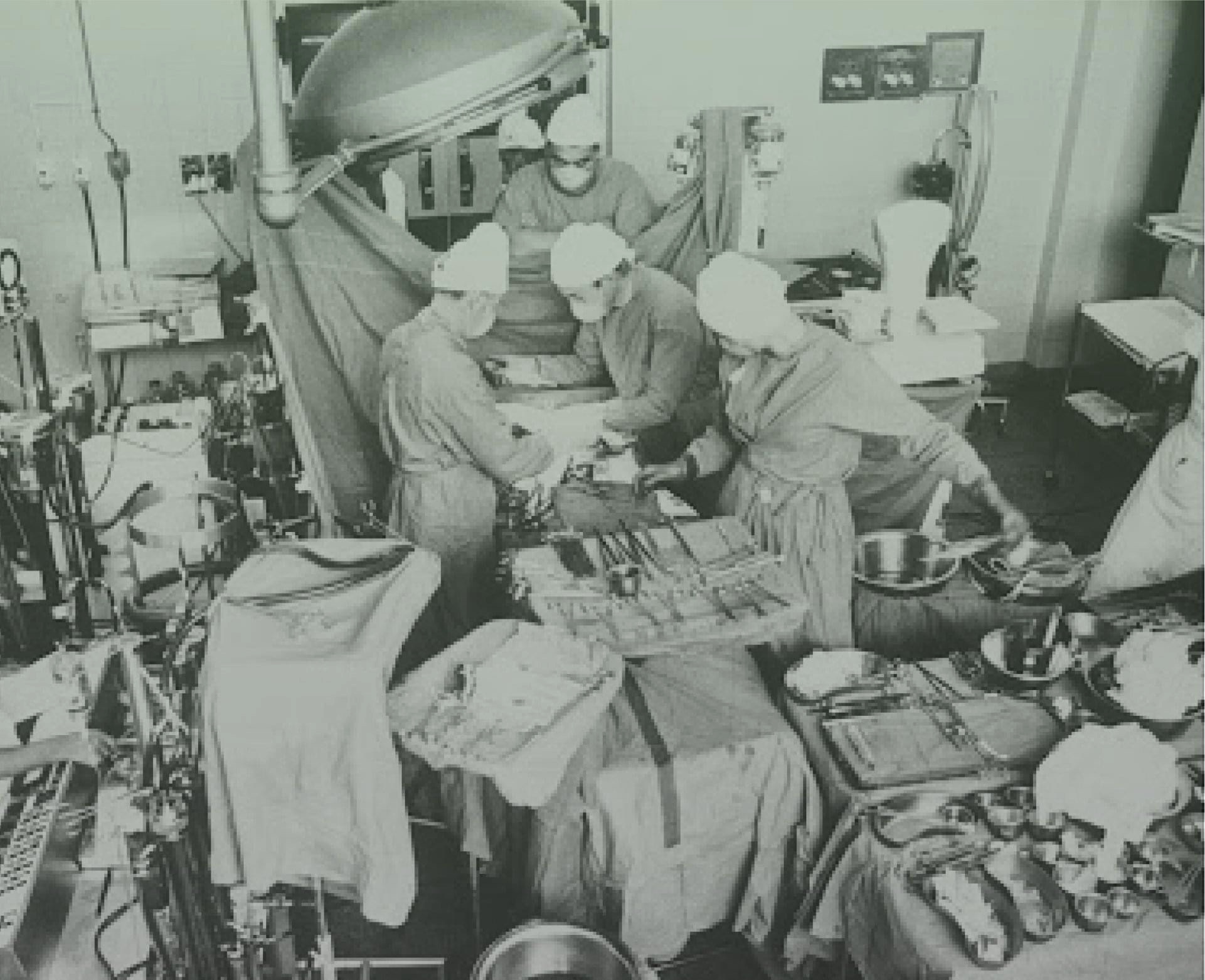 Dünyada ilk ürək transplantasiyası nə zaman həyata keçirilib?