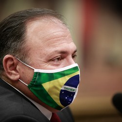Braziliyanın Səhiyyə naziri COVID-19-a yoluxdu
