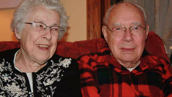 İtaliyada 63 il birlikdə yaşamış ər-arvad COVID-19-dan eyni gündə vəfat etdi