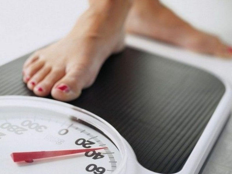 Tərəziyə çıxarkən nələrə diqqət edilməlidir? - Dietoloq məsləhəti