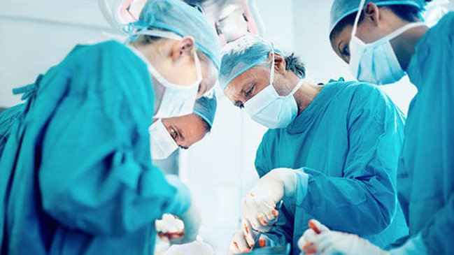 Körpə üzərində böyük damar transpozisiyasının total korreksiyası əməliyyatı həyata keçirilib - Video