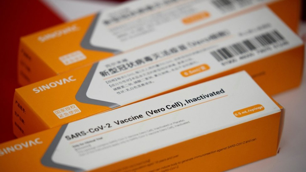 COVID-19-a qarşı Çin peyvəndinin ilk partiyası Türkiyəyə gətirilib