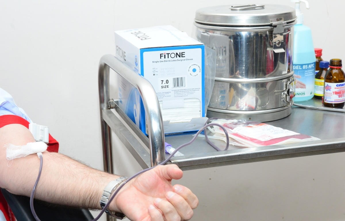 Dənizçilər könüllü qanvermə aksiyasında iştirak ediblər