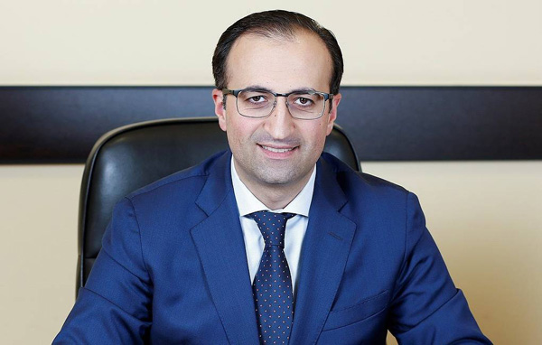 Ermənistanın Səhiyyə naziri istefa verib