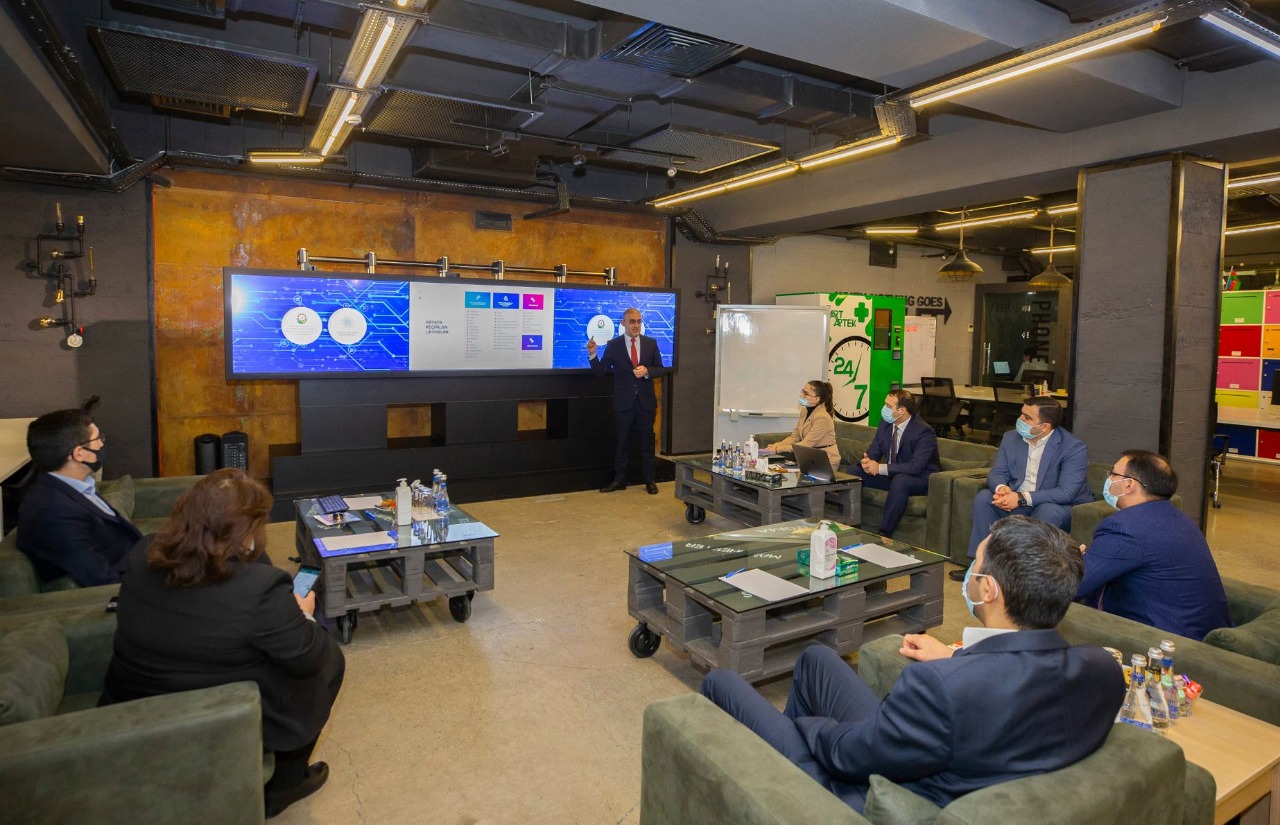 Sərt karantin dövründə 1 milyon 270 mindən çox vətəndaşın fəaliyyətinə icazə verilib