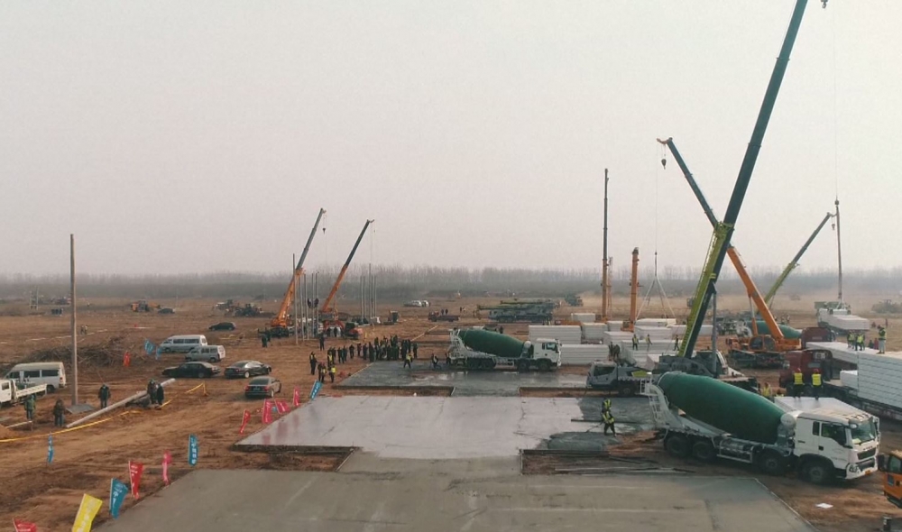 Çində COVID-19 xəstələrinin yerləşdirilməsi üçün mobil xəstəxanalar inşa olunur