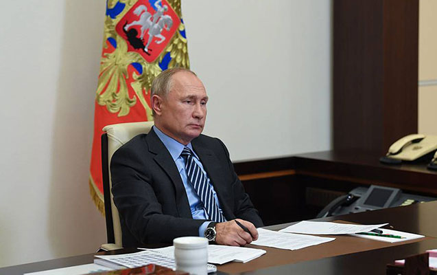 Putinin peyvənd olunması xəbərlərinə - Kremldən açıqlama