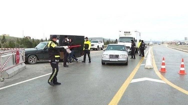 Ötən gün 2225 nəqliyyat vasitəsi postlardan geri qaytarılıb