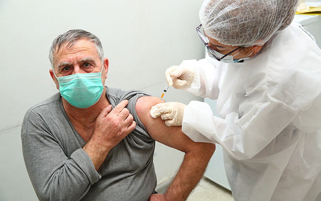 Binəqədidə vaksinasiya prosesi davam edir