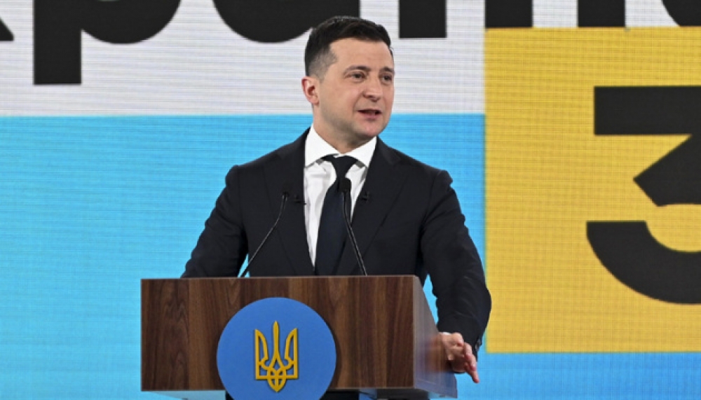 Ukrayna Prezidenti koronavirusa qarşı canlı efirdə peyvəndlənəcək