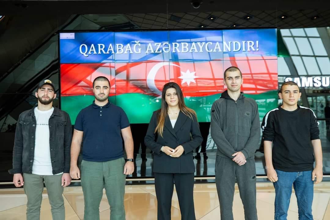 Türkiyəyə göndərilən daha 5 qazimiz sağalaraq Vətənə geri dönüb