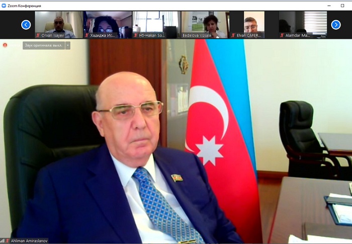 Səhiyyə komitəsinin sədri: “Tibbdə innovativ texnologiyaların tətbiqi ilə böyük uğurlara imza atılır”