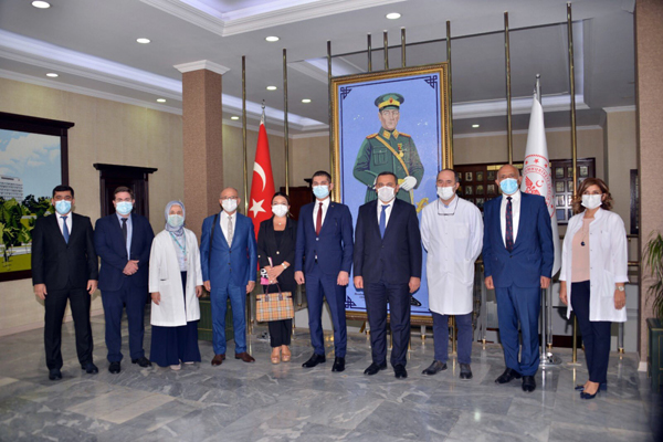 TƏBİB sədri türk qazilərinə baş çəkib