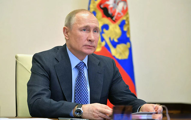 Putin vaksinasiyadan sonra anticisim göstəricilərinin yaxşı olduğunu bildirib