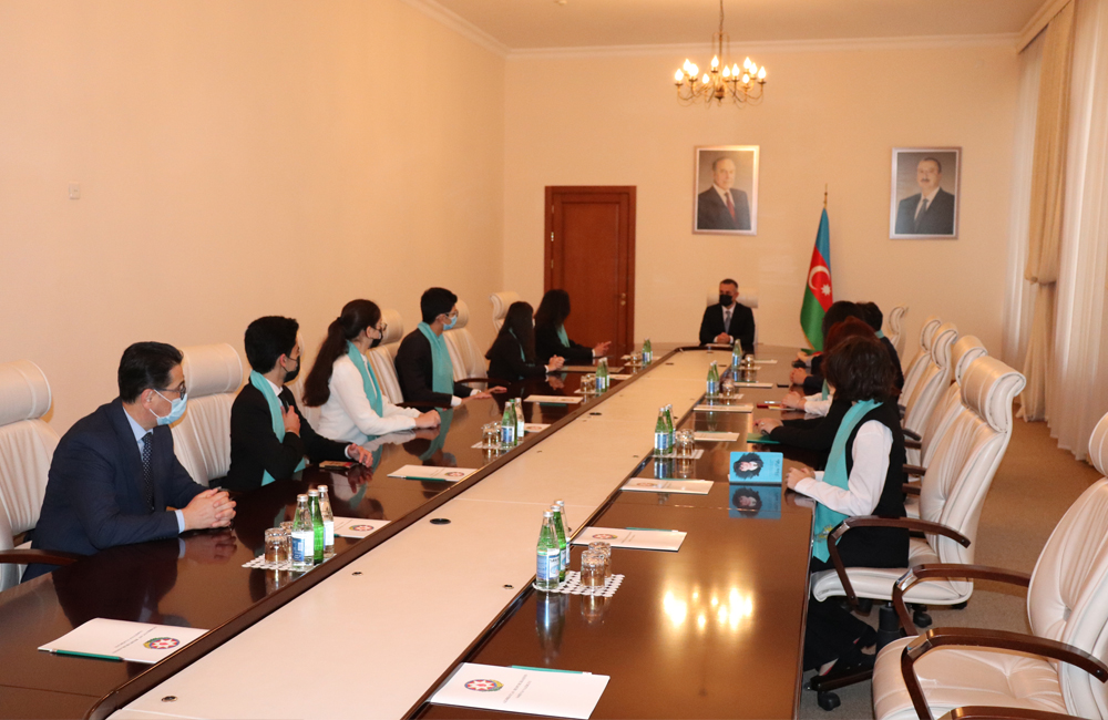    Teymur Musayev Azərbaycan Uşaqlarının V Ümumrespublika Forumunun iştirakçıları ilə görüşüb     