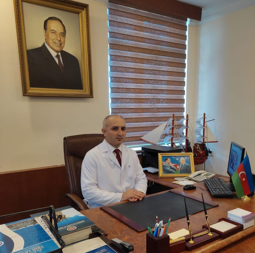  Dosent Rafiq Bayramov “Omikron” ştamının əsas əlamətlərini açıqlayıb   