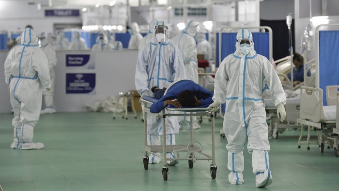 Son sutkada koronavirusdan 22 nəfər ölüb