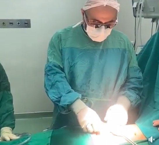 Mərkəzi Klinikada 3 arteriyalı böyrək nəqli əməliyyatı icra olunub