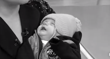 QİÇS-dən əziyyət çəkən və qasıq yırtığı olan 6 aylıq körpə ETPİ-də uğurla əməliyyat olunub