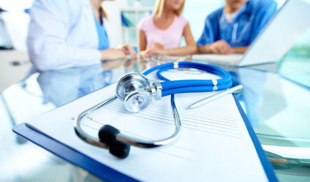 İcbari tibbi sığorta ilə işləyəcək özəl xəstəxanaların sayı artırılıb (SİYAHI)