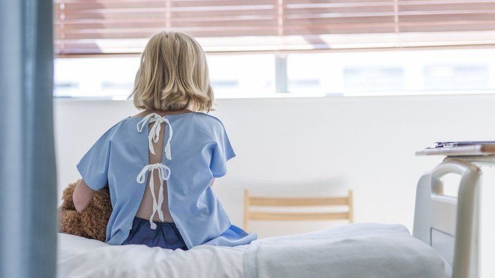 Böyük Britaniyada 74 uşaqda baş verən qaraciyər iltihabının səbəbi araşdırılır  