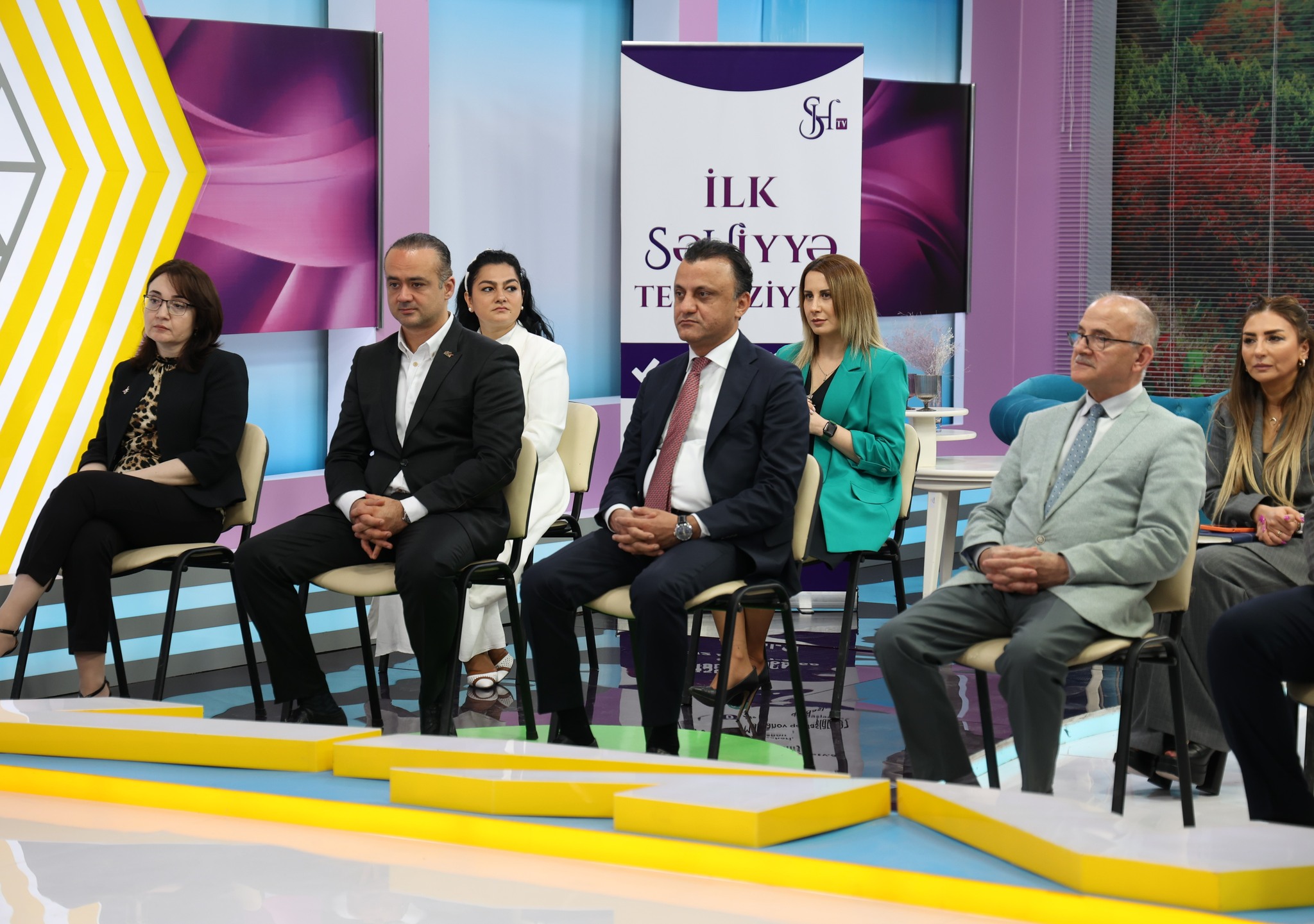 TƏBİB-in tabeli tibb müəssisələrində çalışan personal üçün vahid geyim forması müəyyən edilib - FOTO