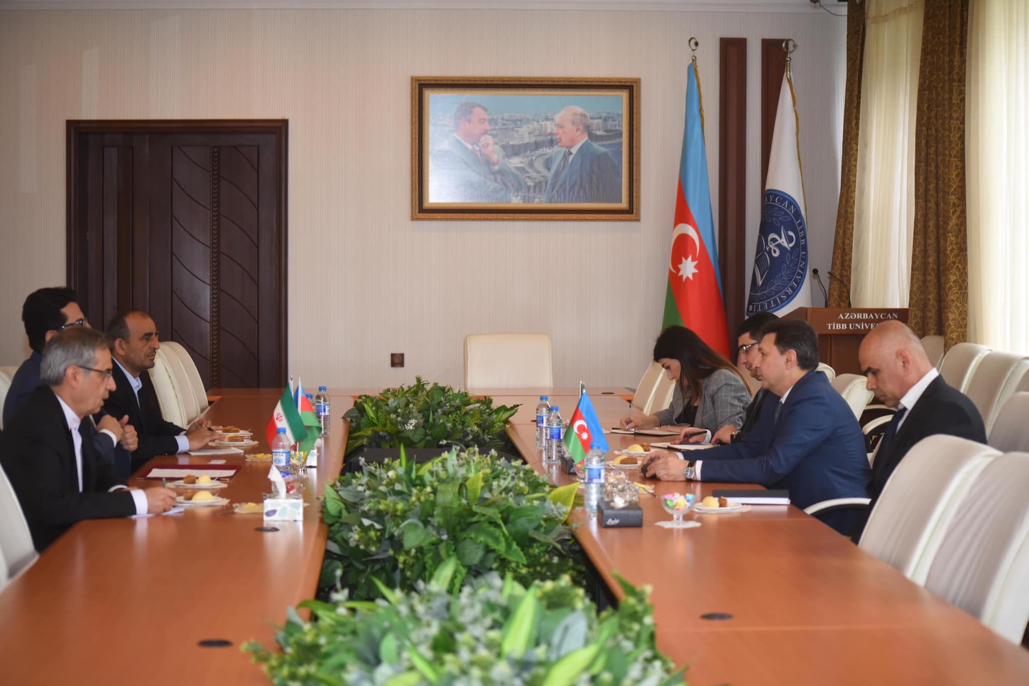Azərbaycanla İran arasında səhiyyə sahəsində əməkdaşlıq perspektivləri müzakirə olunub - GÖRÜŞ