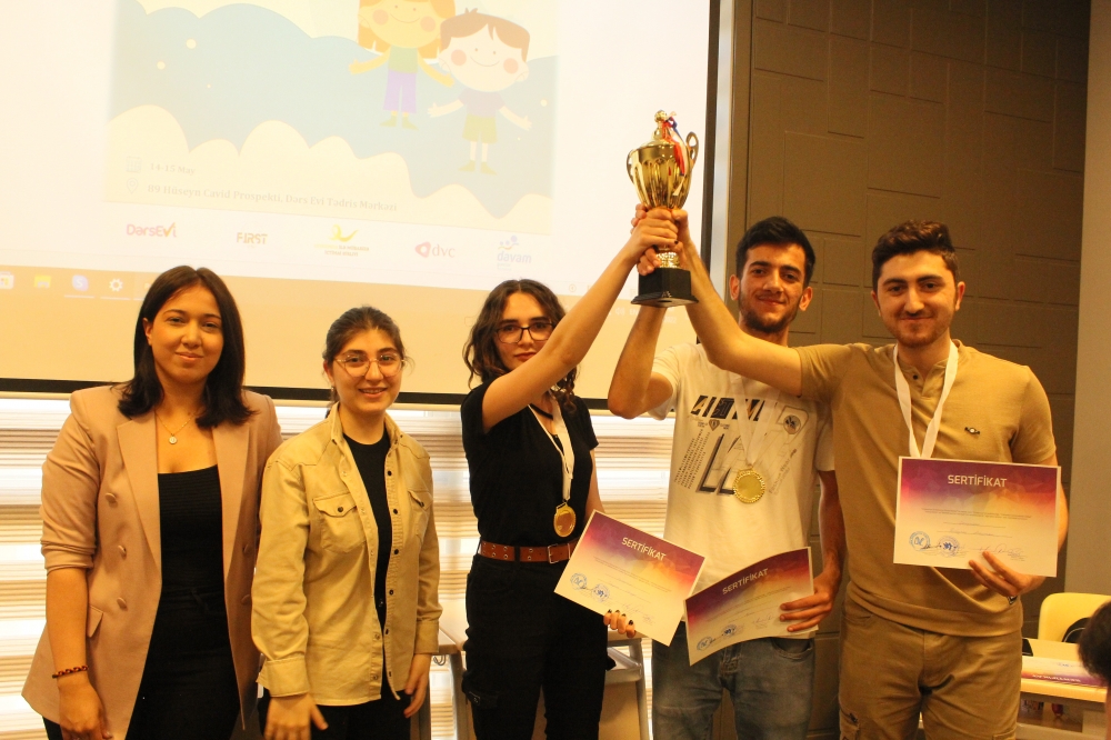 Leykemiyadan əziyyət çəkən uşaqlara dəstək məqsədilə debat turnir təşkil edilib