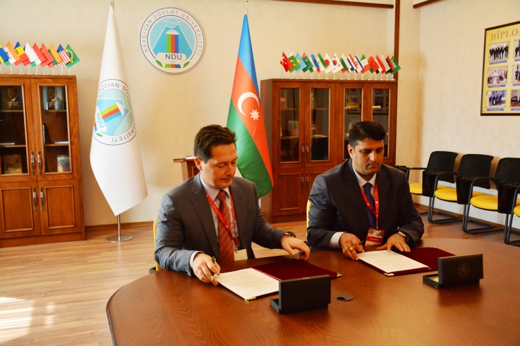 NDU ilə I Moskva Dövlət Tibb Universitetinin Bakı filialı arasında əməkdaşlığa dair protokol imzalanıb