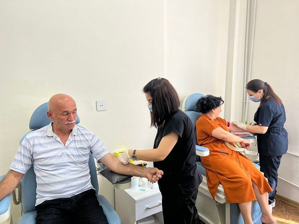 Nərimanov Tibb Mərkəzinin müasir tibbi avadanlıqlara malik laboratoriyası XİDMƏTİNİZDƏDİR!