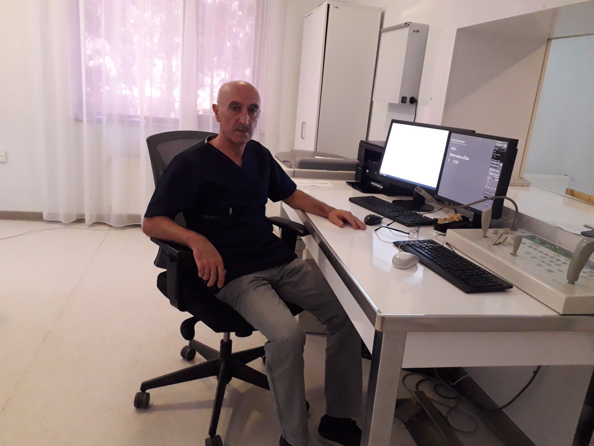 “Həkimlərimizi tanıyaq!” rubrikası təqdim edir: Rentgenoloq Sərvər Hüseynov