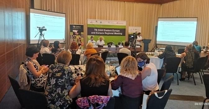 Region ölkələrində vərəmlə mübarizənin təkmilləşdirilməsinə dair müzakirələr aparılıb