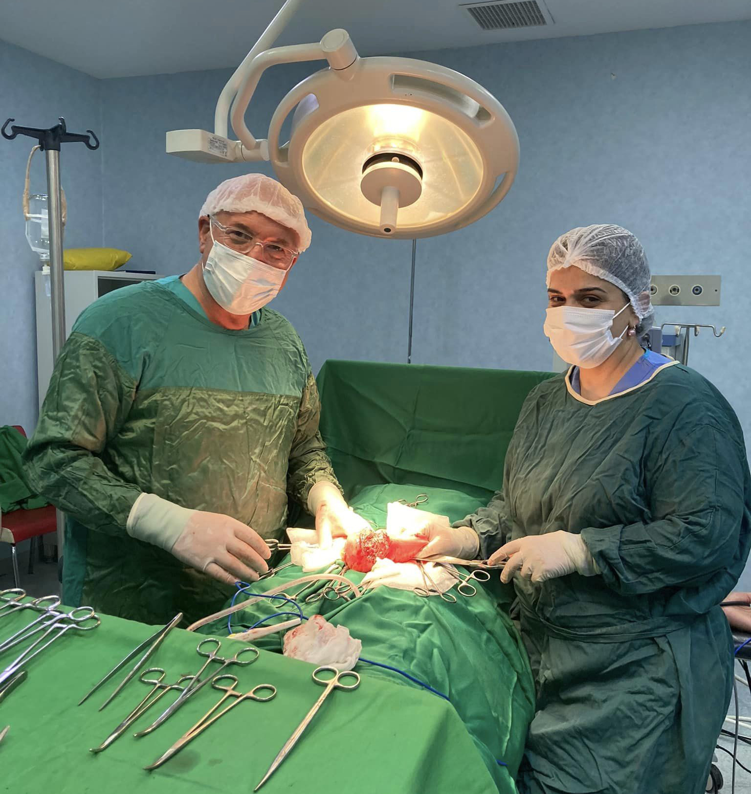 Elmi Cərrahiyyə Mərkəzində UĞURLU ƏMƏLİYYAT
