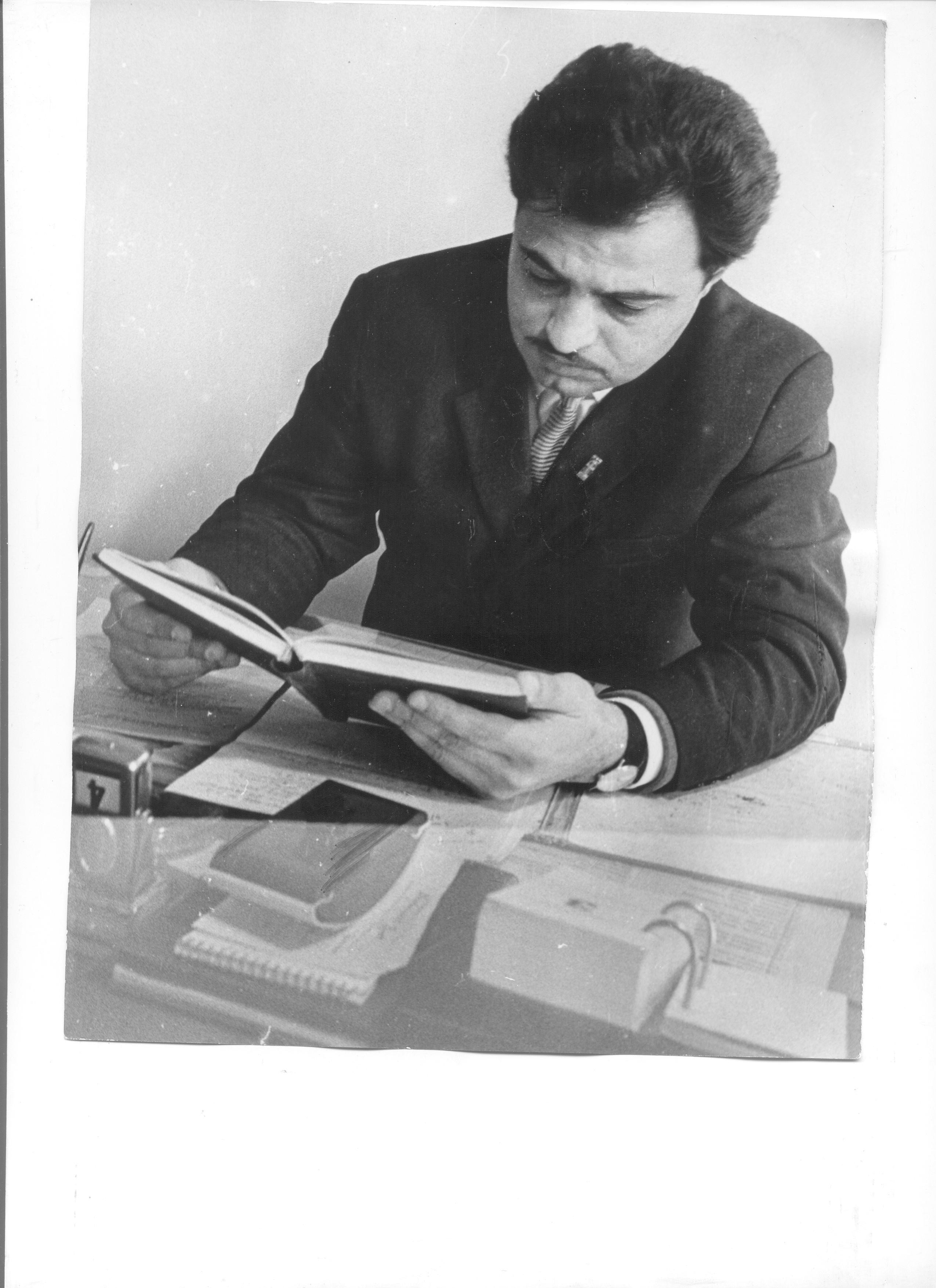 Azərbaycan fiziologiya məktəbinin görkəmli nümayəndəsi akademik Hüseyn Həsənov - MAQALƏ