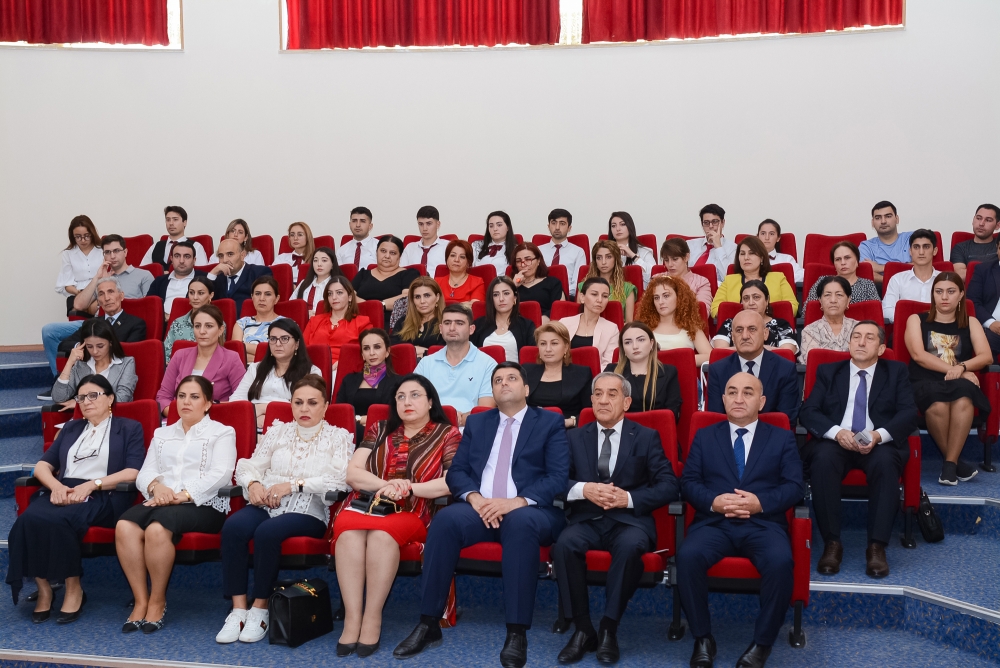 Elmi konfransda bioetikanın tədrisi təcrübəsi və perspektivlərindən bəhs olunub