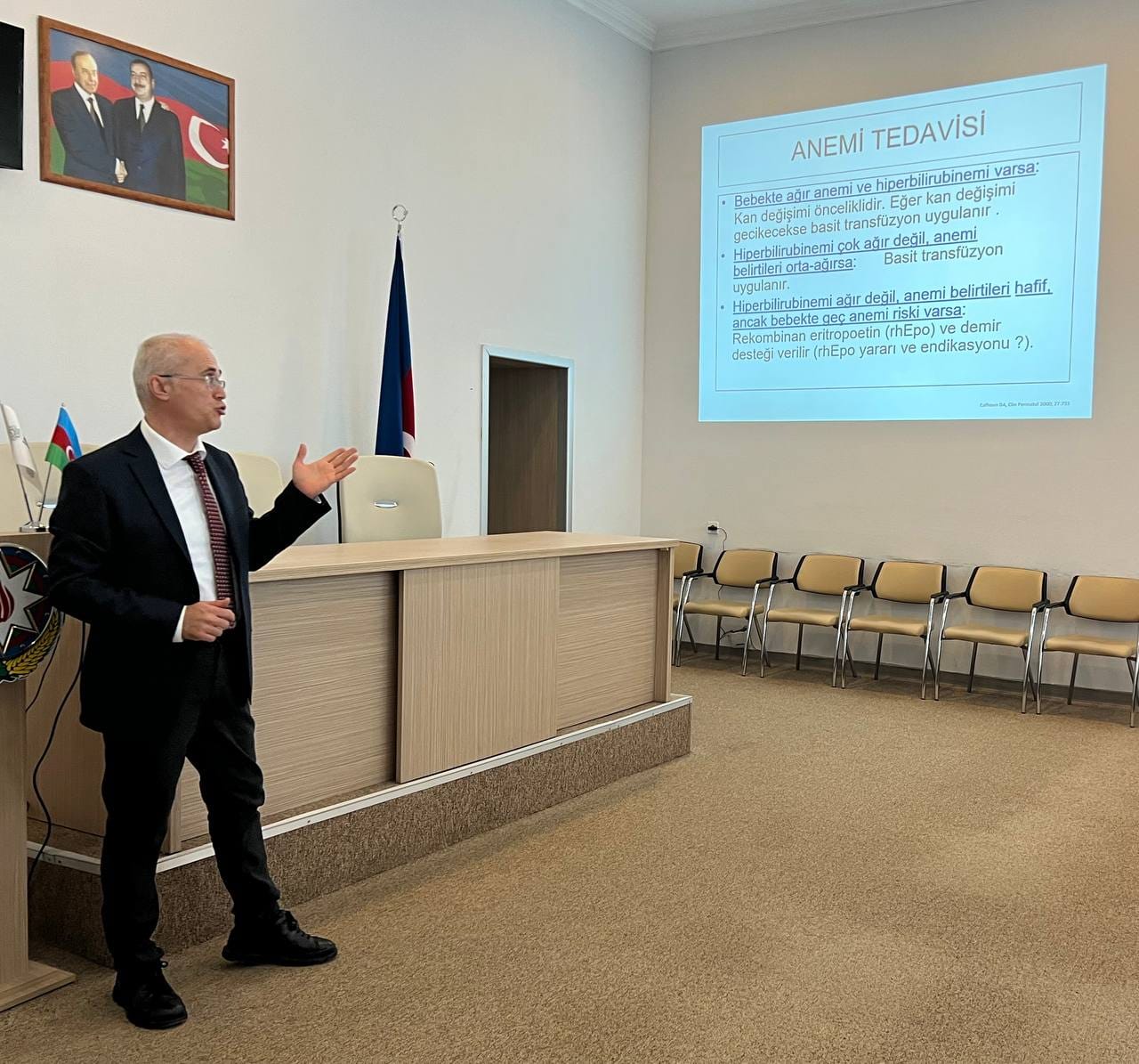Uludağ Universitetinin professoru Birol Baytan ETPİ-də ikinci seminarını keçirib