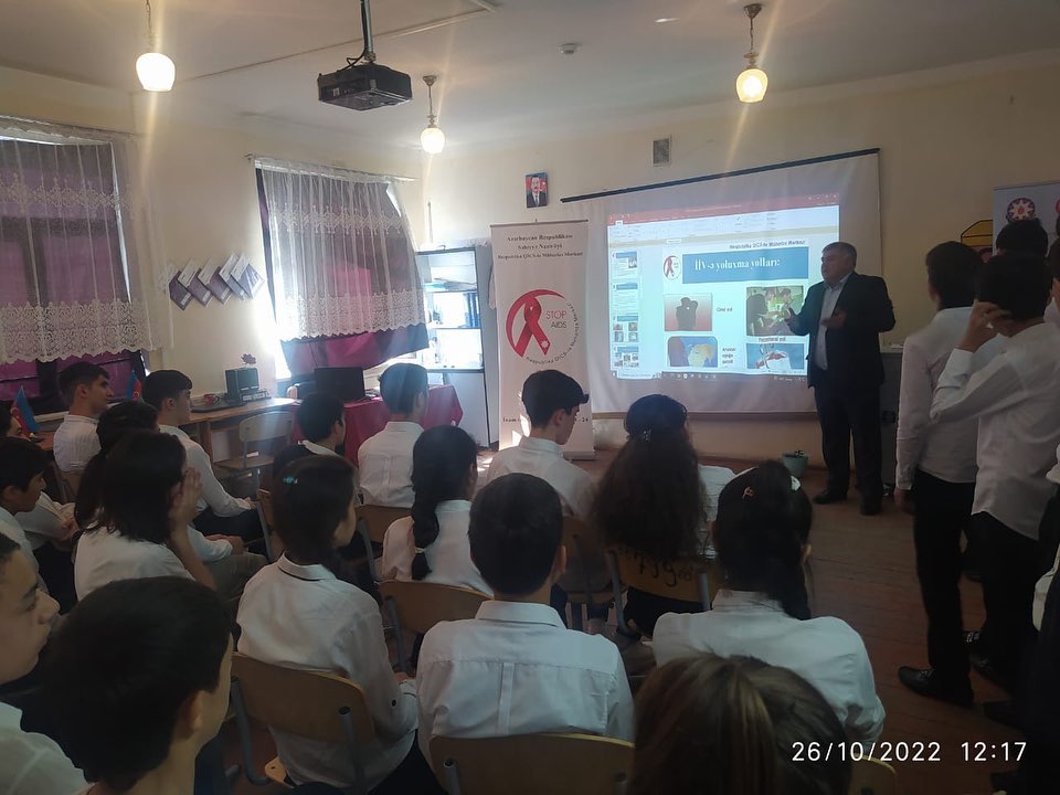 Respublika QİÇS-lə Mübarizə Mərkəzinin təşəbbüsü ilə Yevlaxda “Biz həyatı sevirik” adlı maarifləndirmə tədbiri keçirilib
