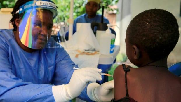 Uqandada 3 fərqli Ebola peyvəndinin sınaqları başlayır  