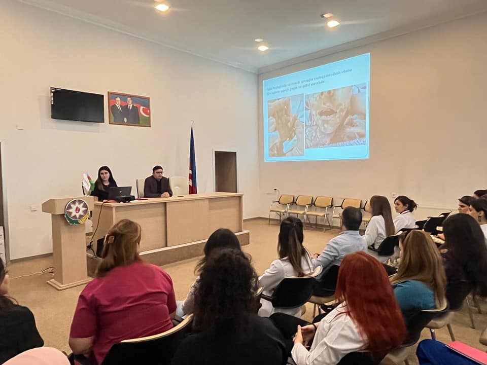 ETPİ-də həkim rezidentlərin bilik və bacarıqlarının artırılması məqsədilə seminar keçirilib
