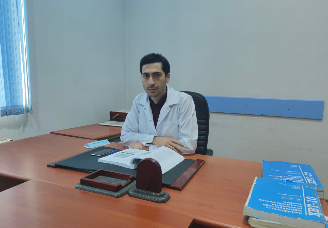 Anar Məmmədov - Qəbələ Rayon Mərkəzi Xəstəxanasının gənc həkimi 