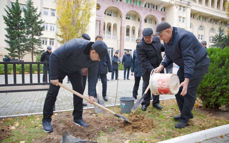 Ulu öndər Heydər Əliyevin anım günü ilə əlaqədar ATU-da iməclik keçirilib