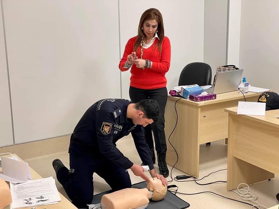 Polis orqanlarının əməkdaşları üçün ilkin yardım təlimləri başa çatıb
