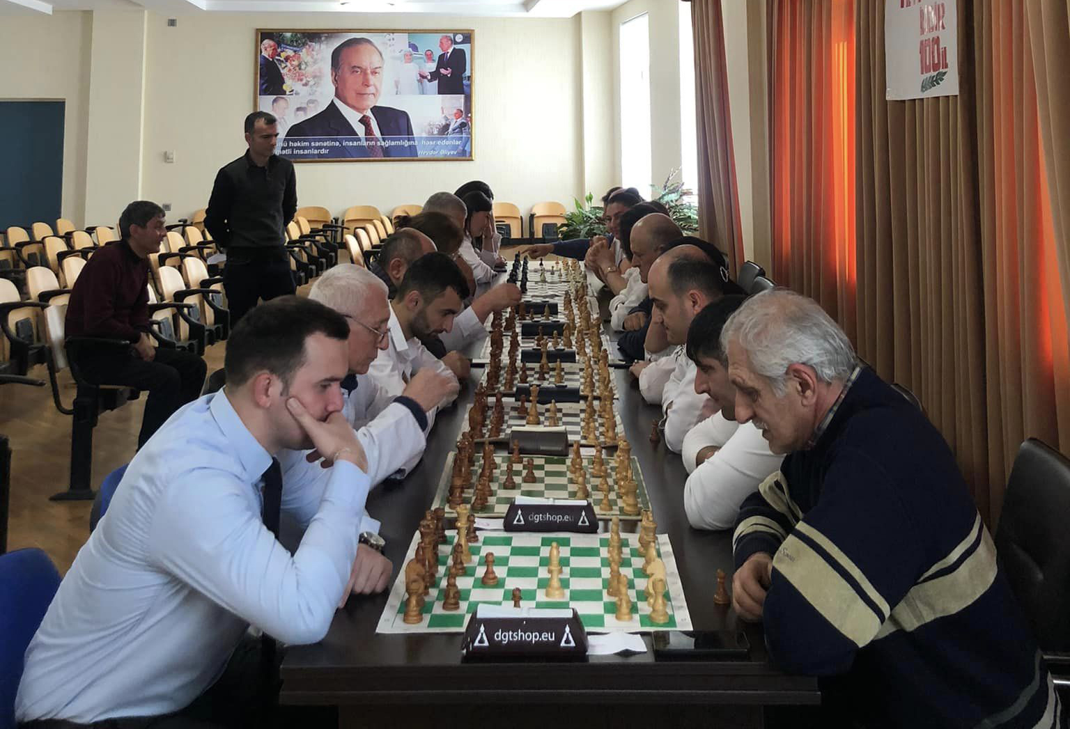 Ümummilli Lider Heydər Əliyevin 100 illiyinə həsr olunmuş şahmat turniri keçirilib