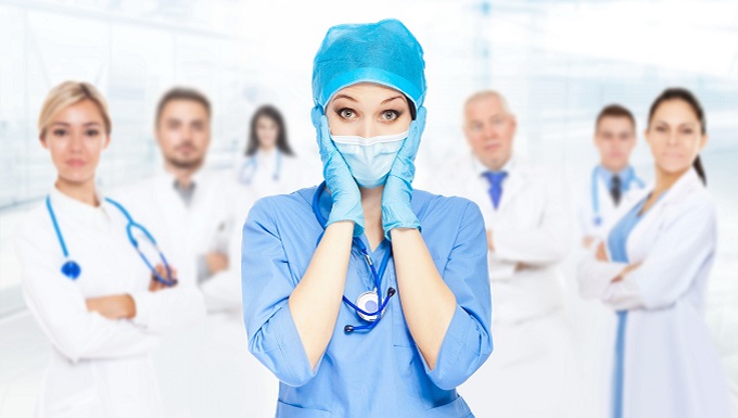 Koronavirus xəstələrinə yardım göstərən tibb işçilərinin maaşlarına əlavələrin verilmə müddəti uzadılıb