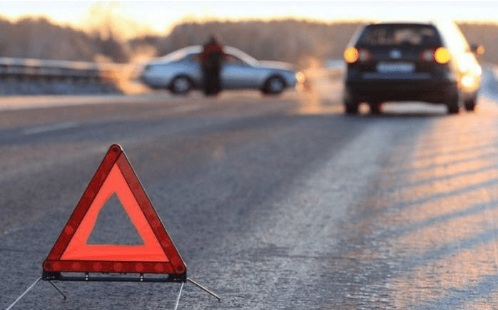 Şəmkirdə avtomobil aşıb, 3 nəfər xəsarət alıb     